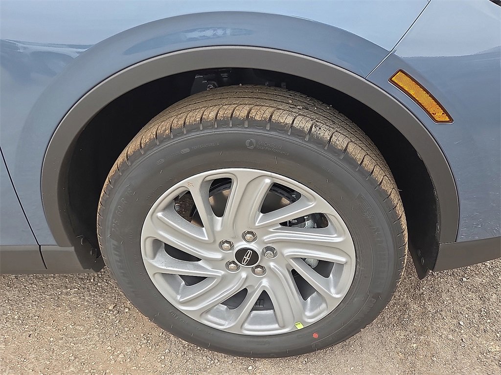 New 2026 Lincoln Corsair Premiere image 7