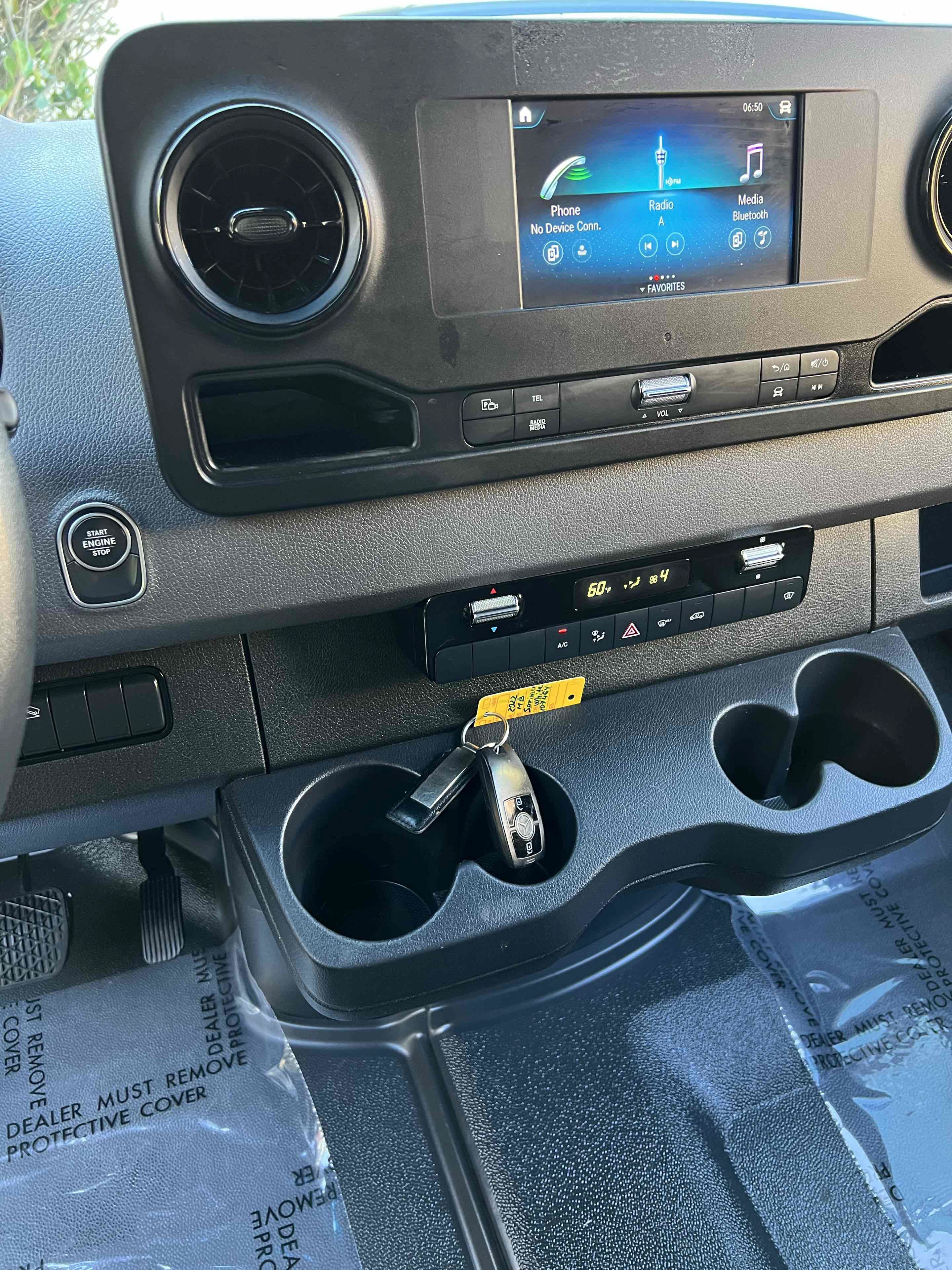 Used 2022 Mercedes-Benz Sprinter 2500 image 30
