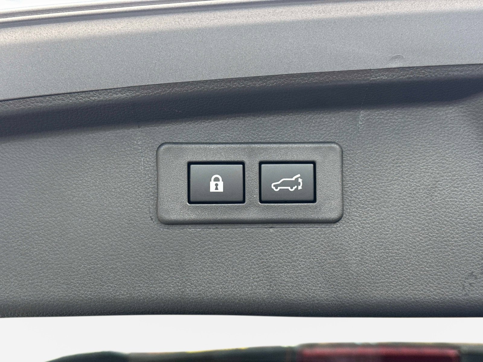 Used 2025 Subaru Outback Limited XT w/ Tech Package 2 image 13