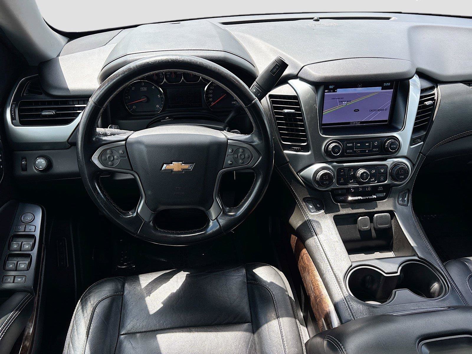 Used 2020 Chevrolet Suburban LT RWD image 23