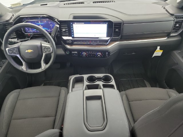 Used 2025 Chevrolet Silverado 1500 LT RWD image 14