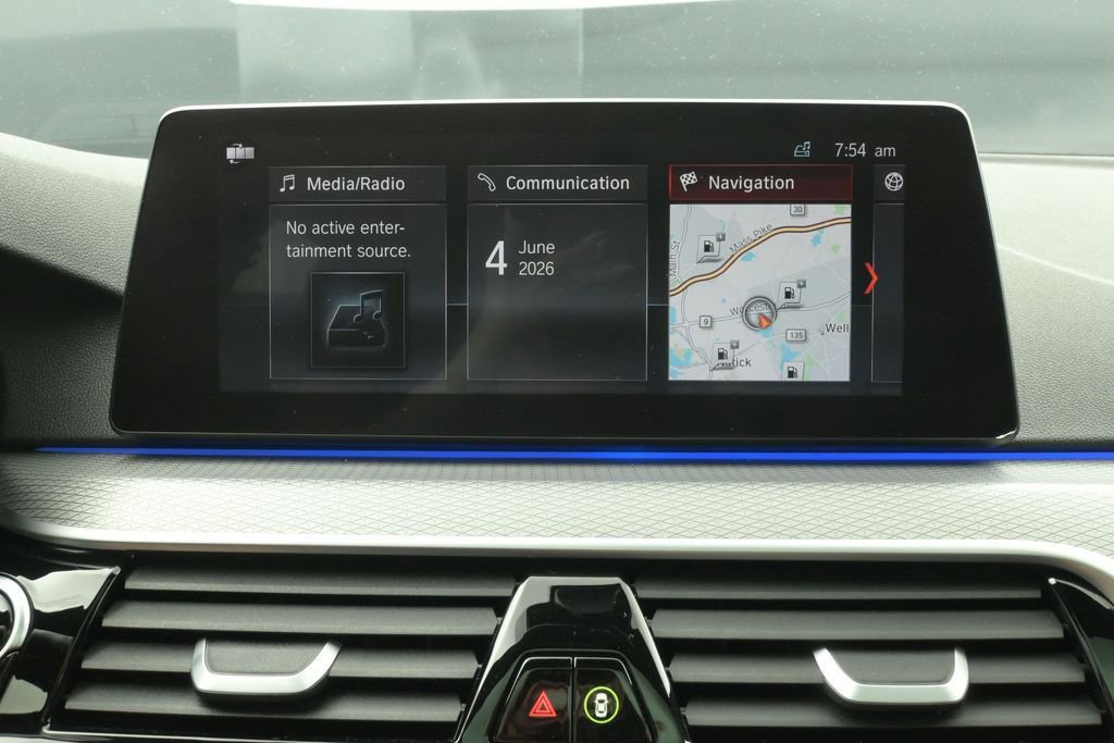 Used 2019 BMW 530i xDrive w/ M Sport Package AWD/4WD image 38