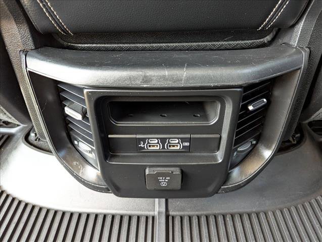 Used 2020 RAM 1500 Laramie AWD/4WD image 15