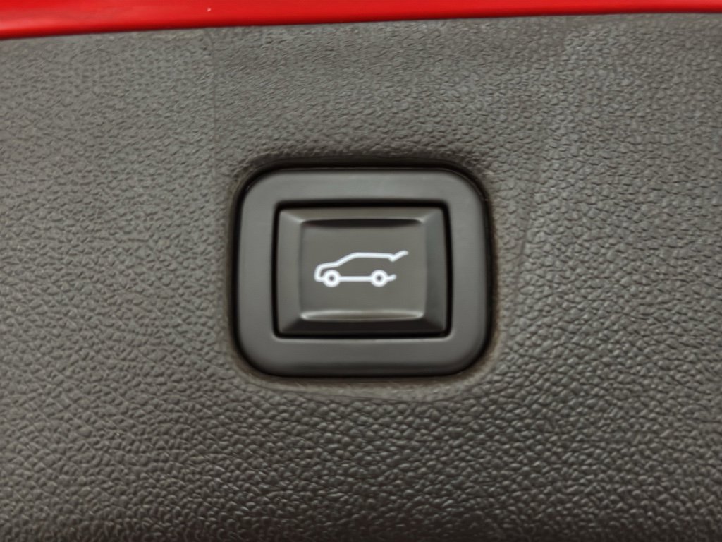 Used 2022 Chevrolet Blazer RS w/ Enhanced Convenience Package image 22