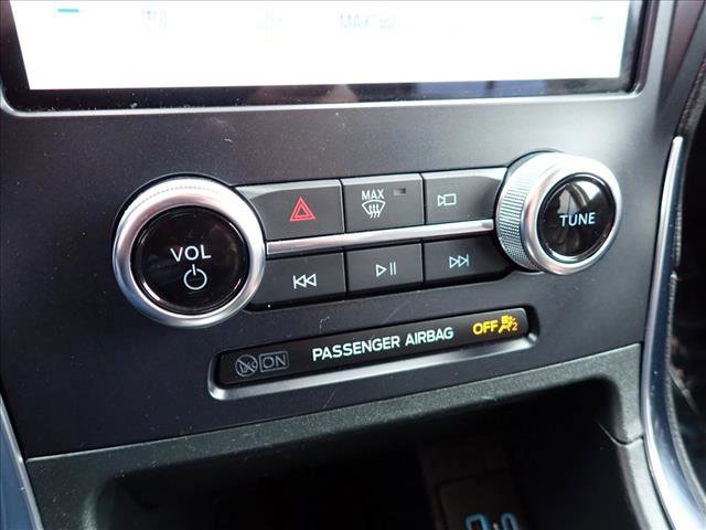 Used 2024 Ford Edge Titanium image 22