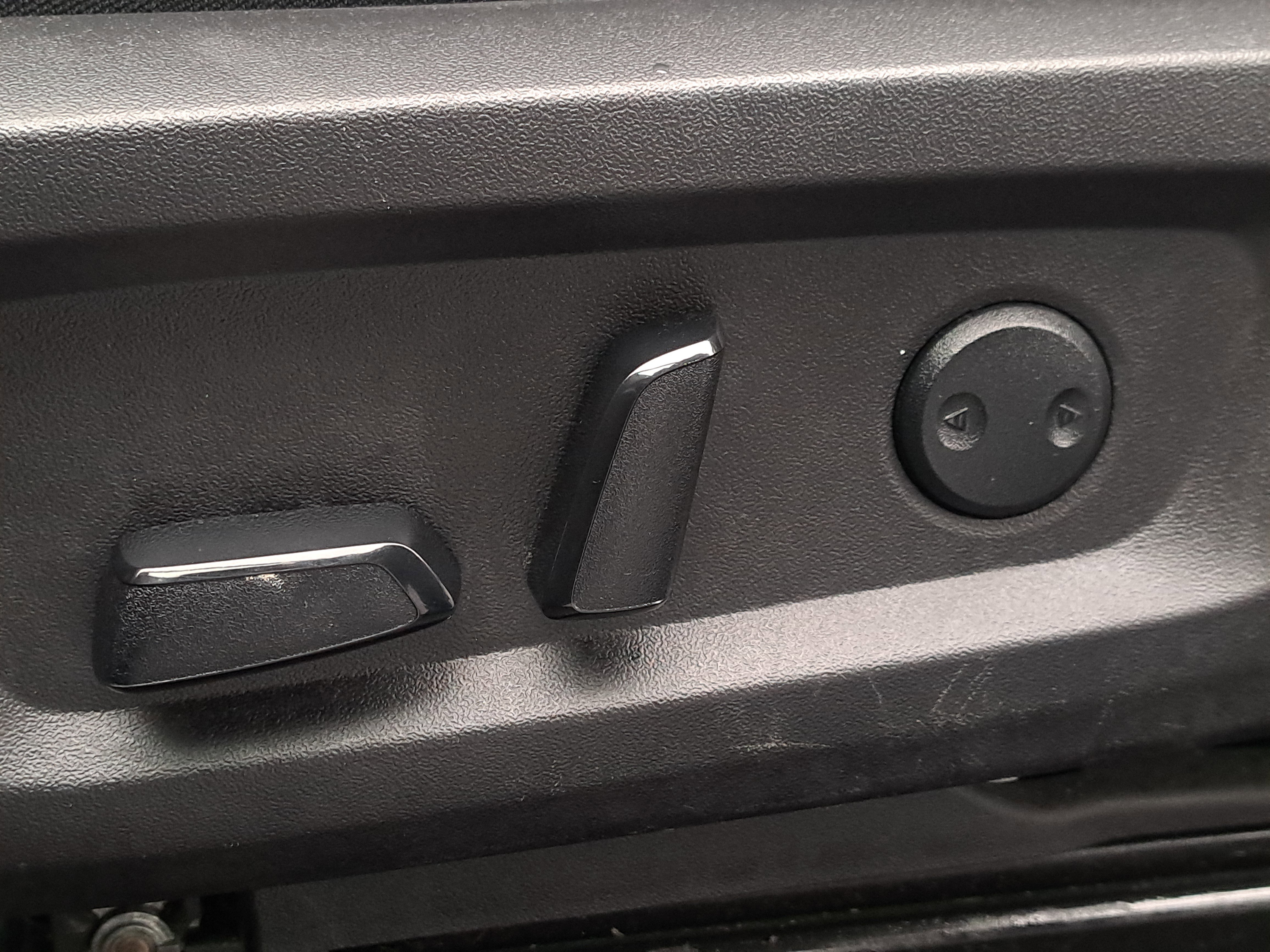 Used 2024 Mitsubishi Outlander SE image 12