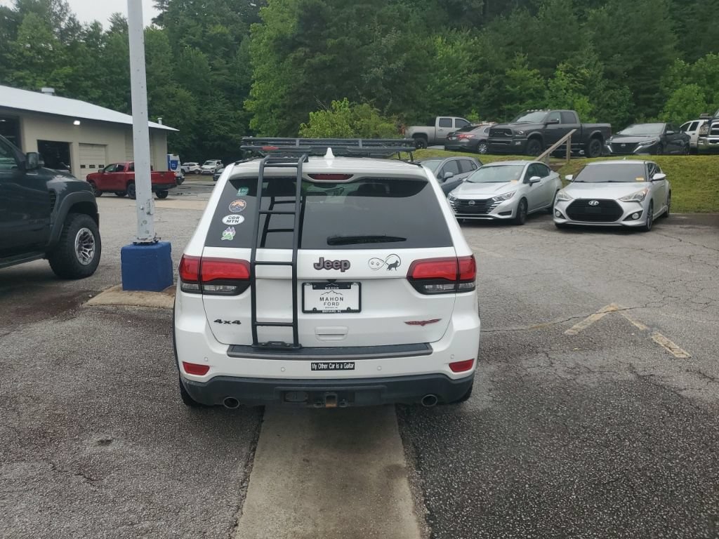 Used 2020 Jeep Grand Cherokee Trailhawk w/ Premium Lighting Group AWD/4WD image 10