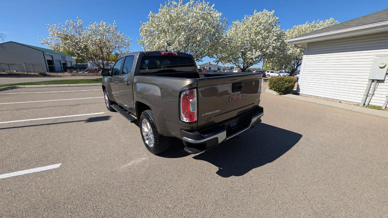 Used 2015 GMC Canyon SLT w/ Driver Alert Package AWD/4WD image 3