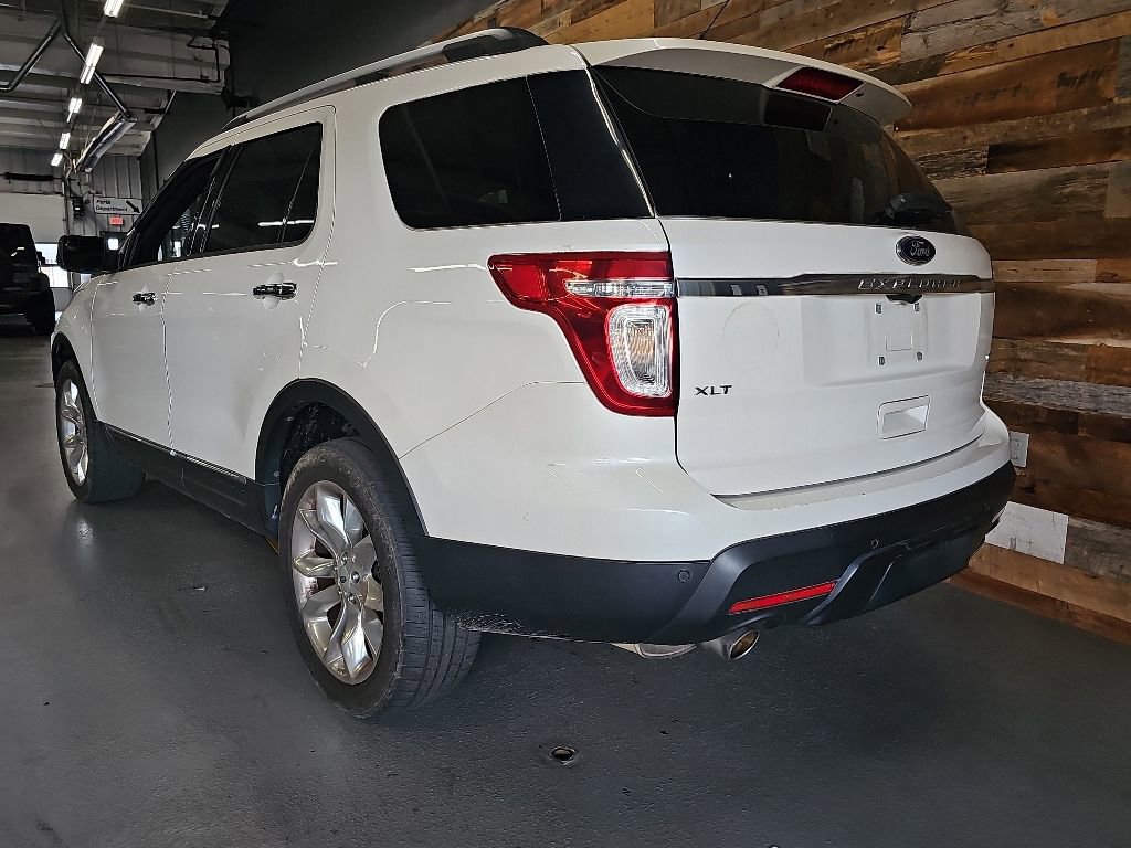 Used 2013 Ford Explorer XLT AWD/4WD image 4