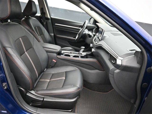 Used 2024 Nissan Altima 2.5 SR image 8