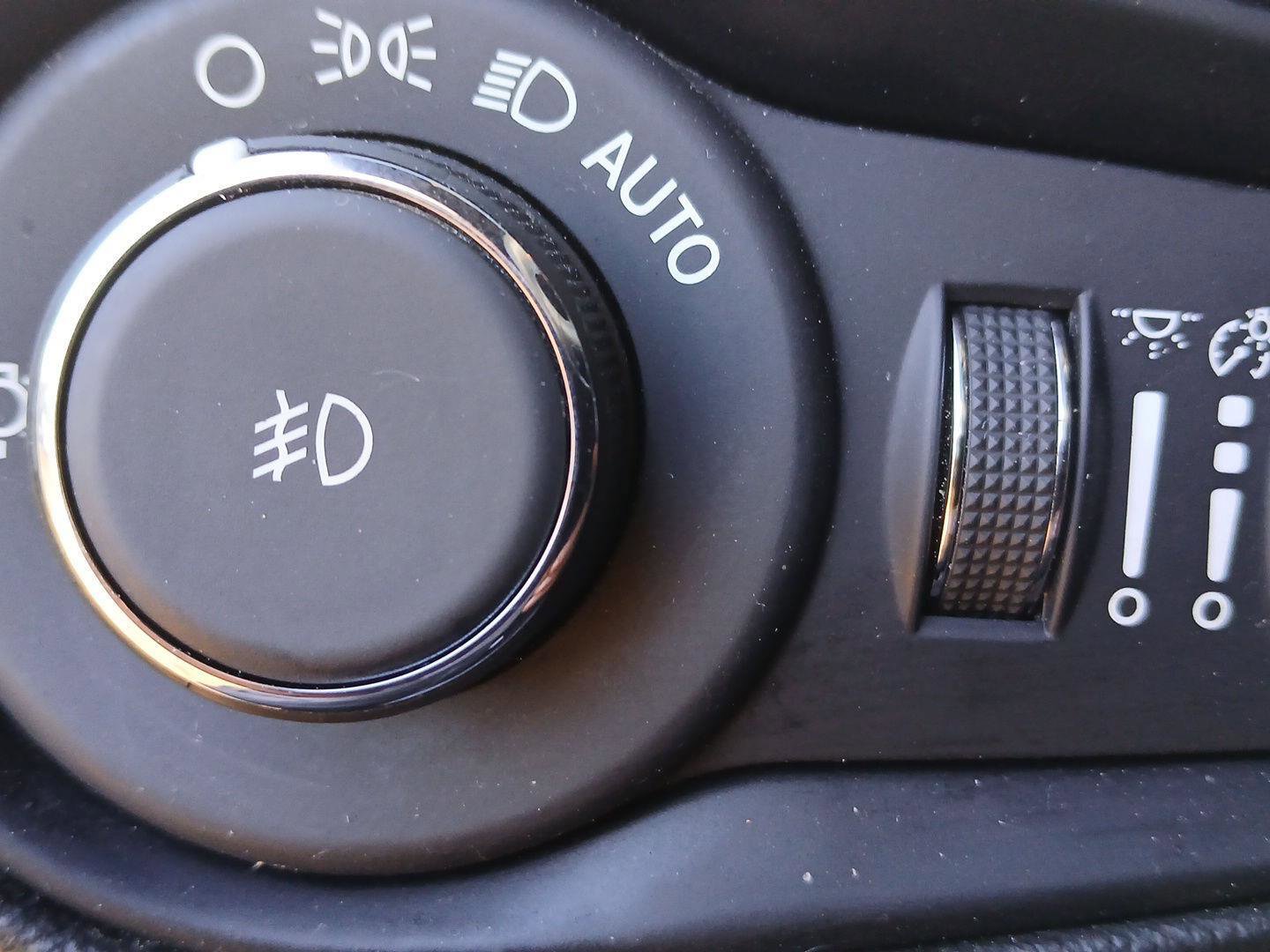 Used 2022 Jeep Renegade Altitude image 10