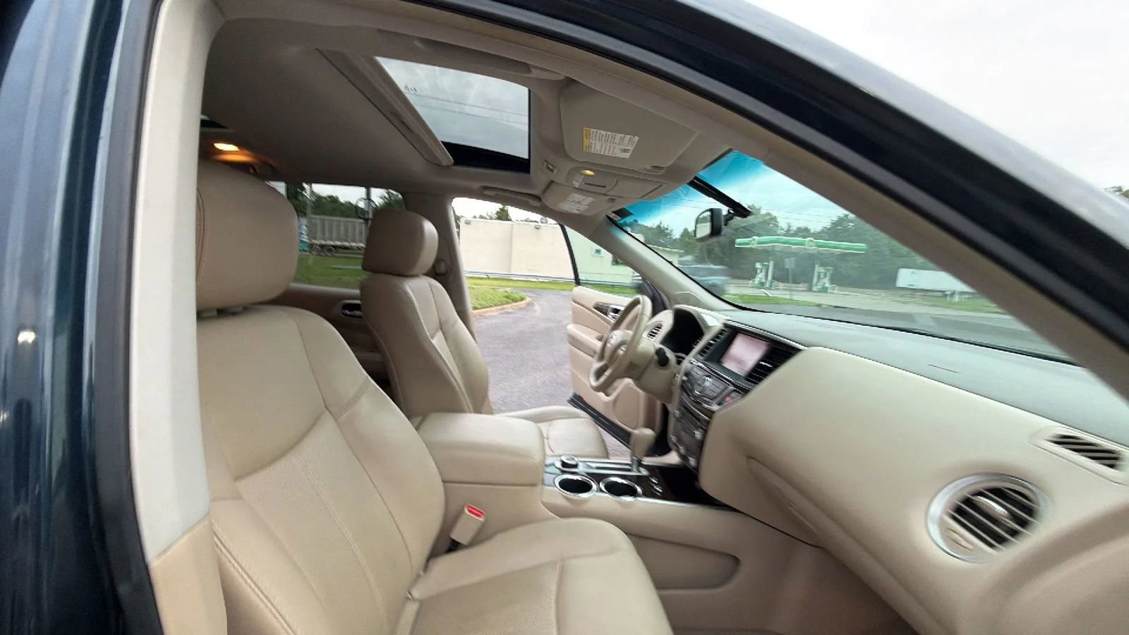 Used 2013 Nissan Pathfinder Platinum w/ Platinum Premium Pkg AWD/4WD image 62