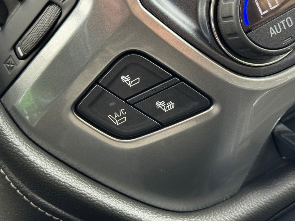 Used 2015 Chevrolet Silverado 1500 LTZ Z71 w/ LTZ Plus Package image 31