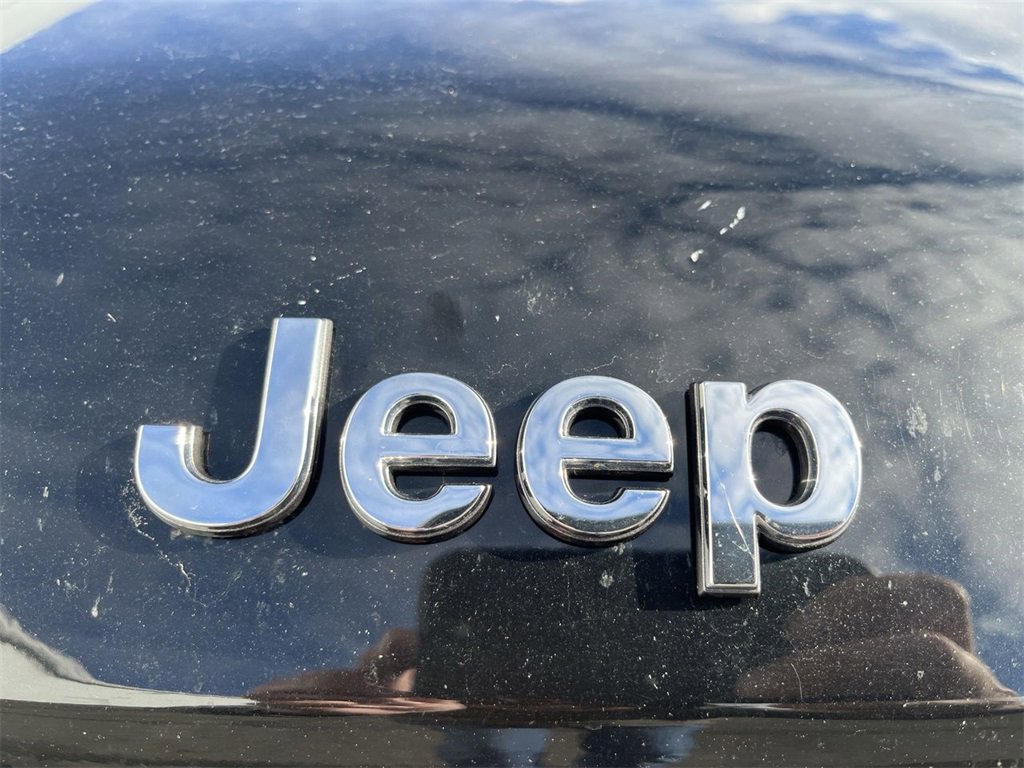 Used 2021 Jeep Grand Cherokee L Limited image 29