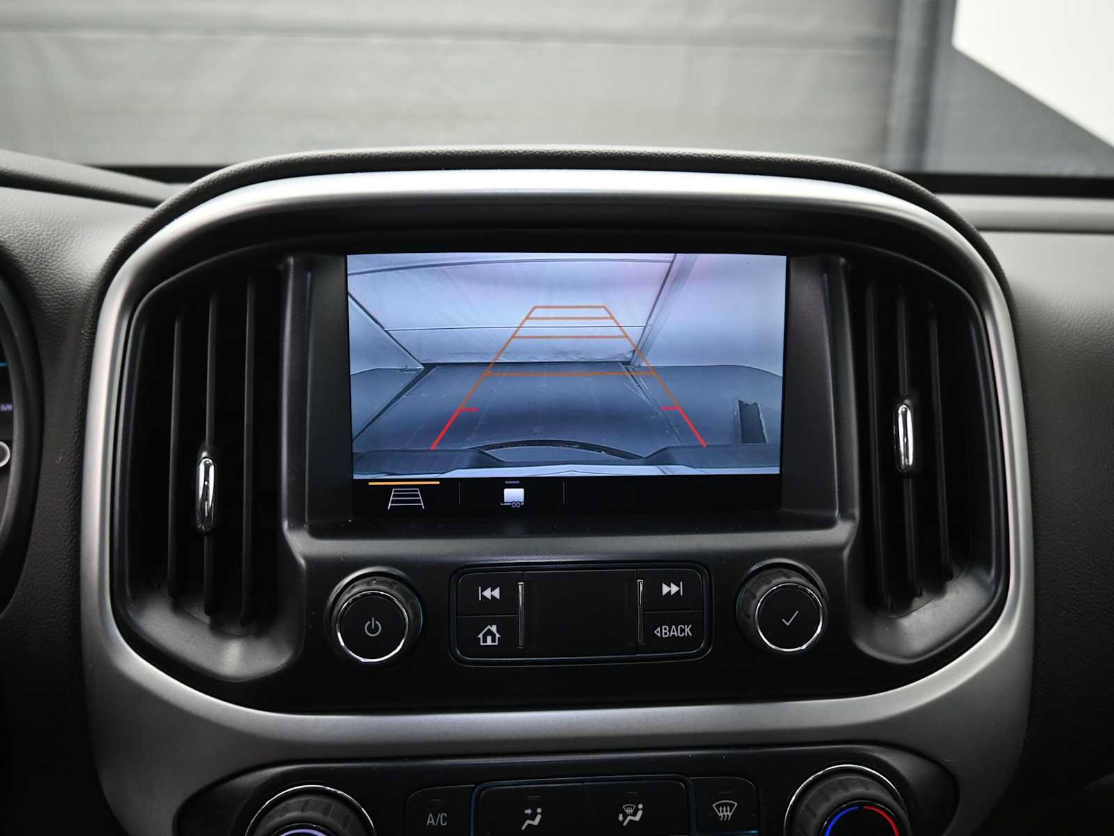 Used 2019 Chevrolet Colorado ZR2 image 8