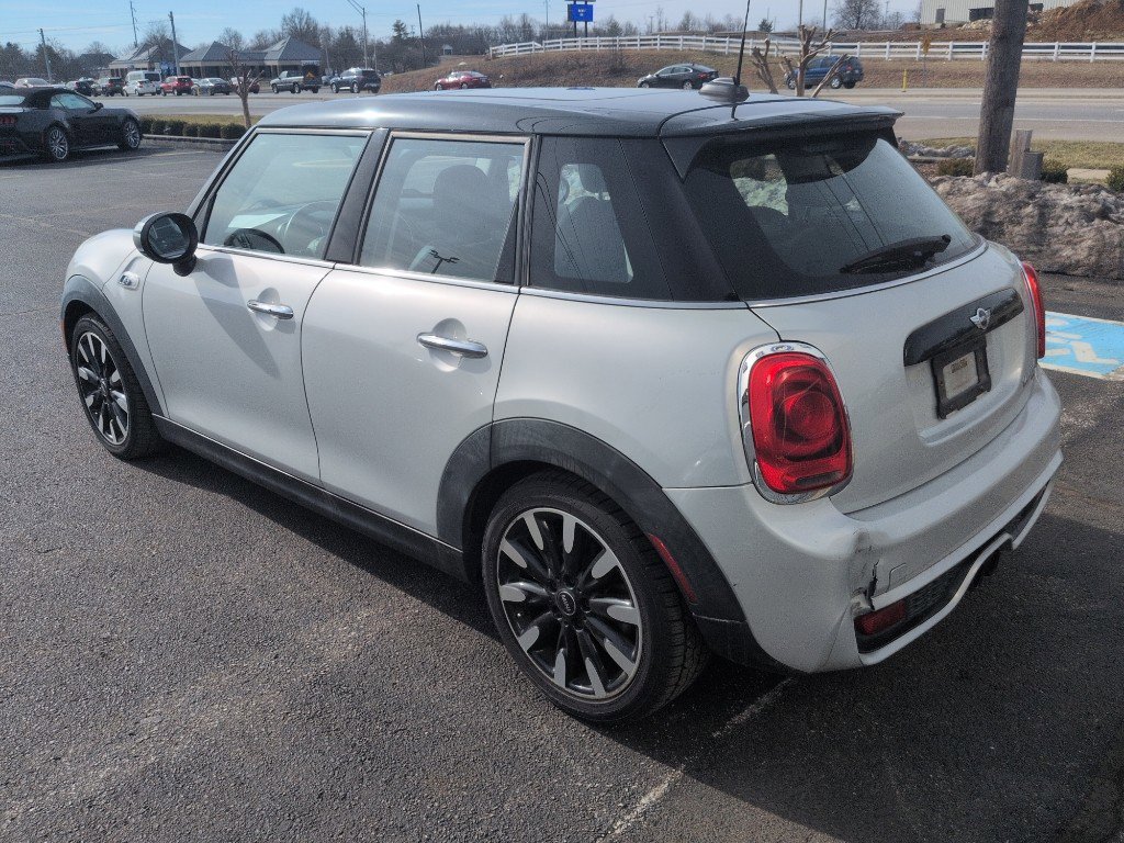 Used 2015 MINI Cooper S image 4
