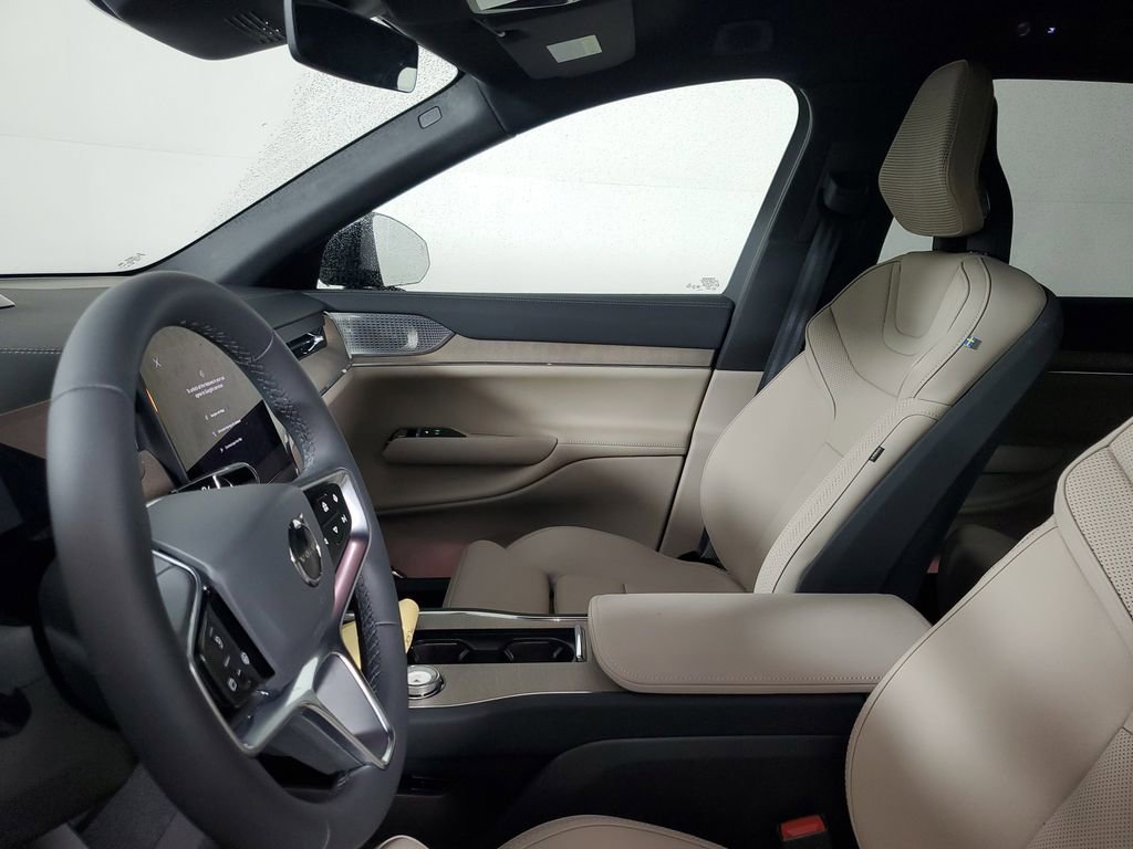 Used 2025 Volvo EX90 Ultra image 24