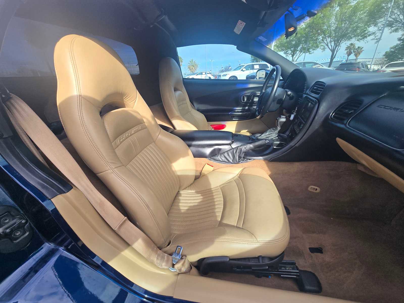 Used 1999 Chevrolet Corvette Coupe w/ Memory Pkg image 11