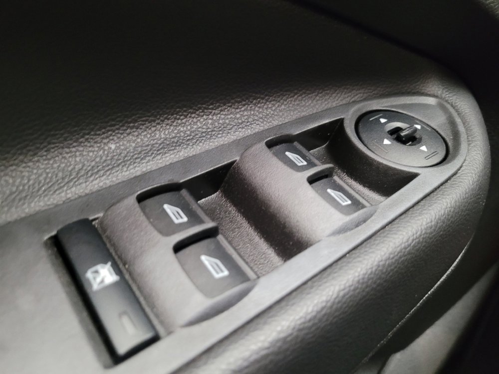 Used 2016 Ford Escape SE image 27