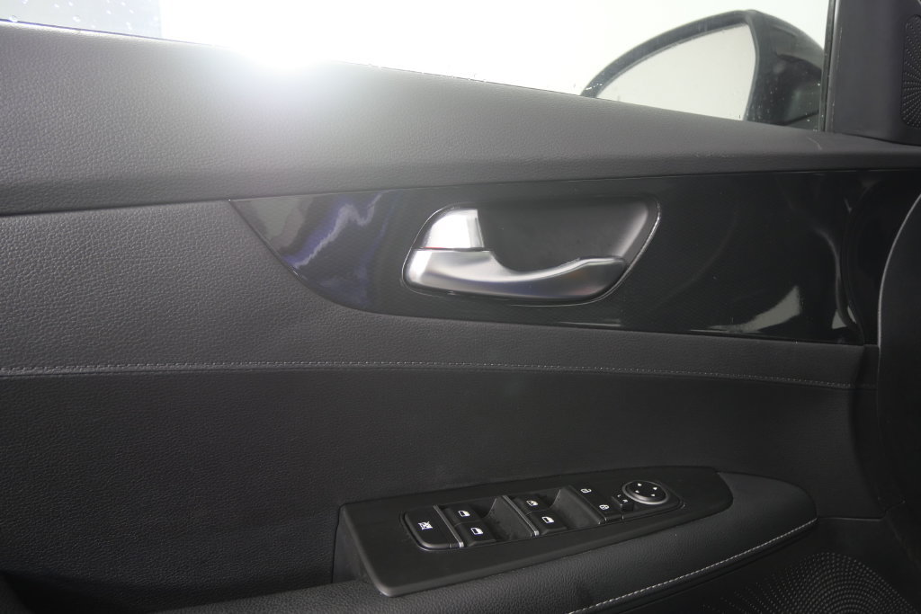 Used 2024 Kia Forte GT-Line FWD image 10