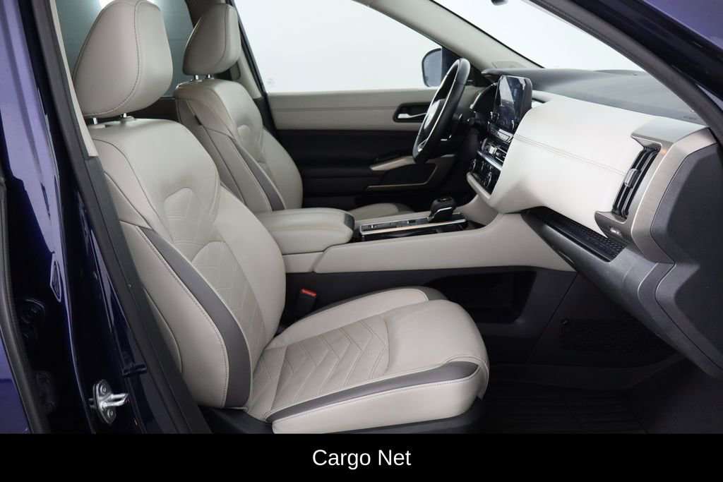 Used 2022 Nissan Pathfinder Platinum w/ Cargo Package image 20