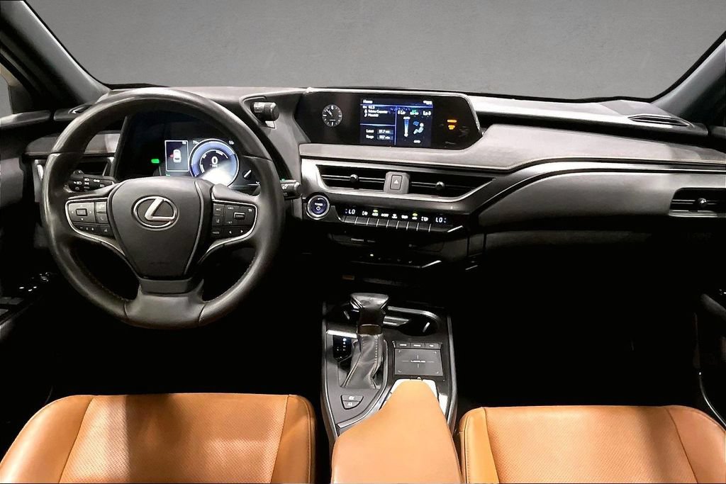 Used 2022 Lexus UX 250h w/ Premium Package AWD/4WD image 7