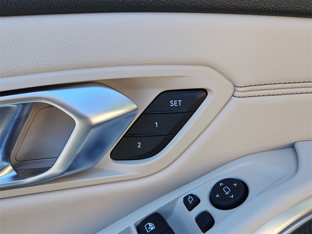 Used 2020 BMW M340i xDrive M340i xDrive w/ Premium Package image 28