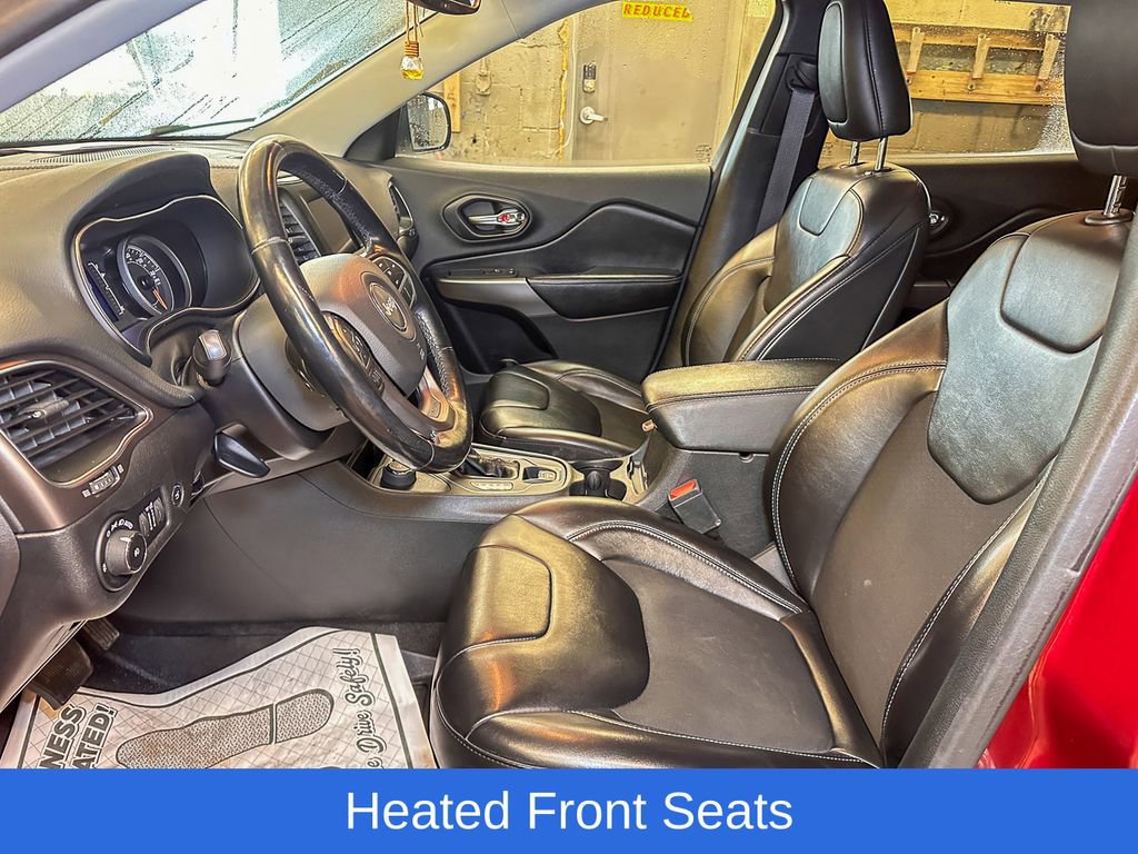 Used 2020 Jeep Cherokee Latitude Plus w/ Comfort/Convenience Group image 9