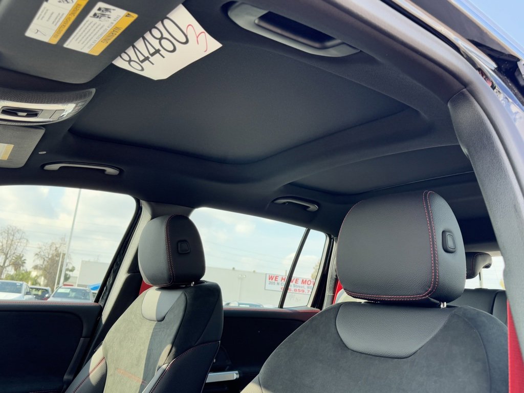 New 2025 Mercedes-Benz GLB 35 AMG 4MATIC image 20