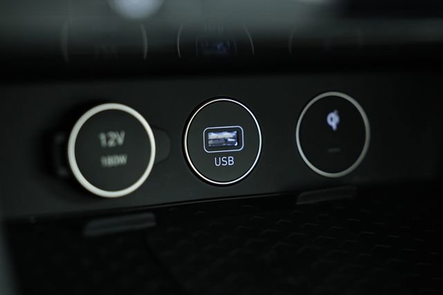 Used 2025 Genesis G70 3.3T Advanced w/ Sport Prestige Package image 36