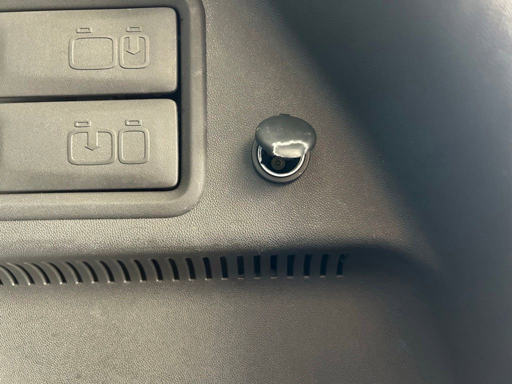 Used 2018 GMC Terrain Denali w/ Advanced Safety Package FWD image 35