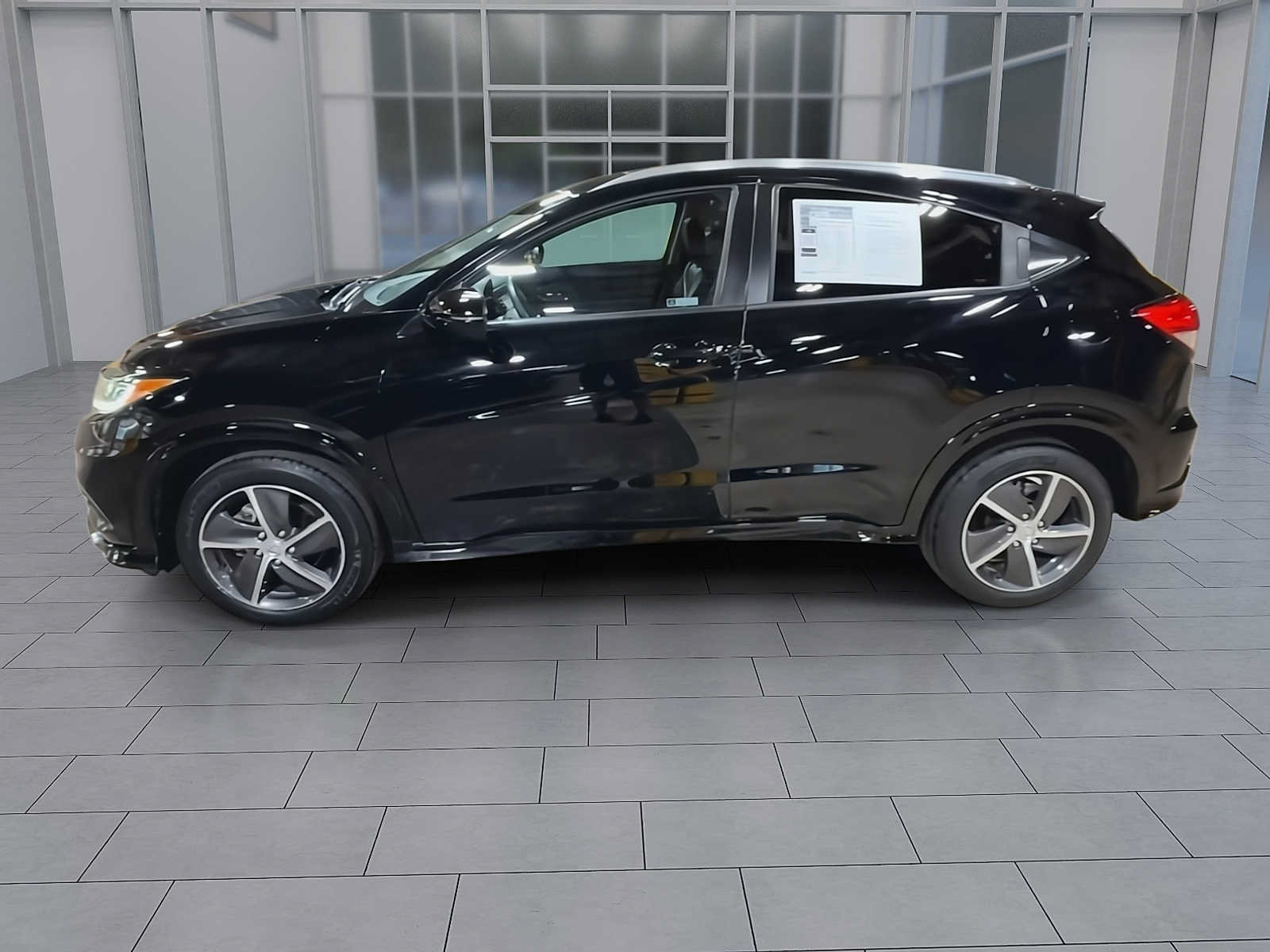 Used 2020 Honda HR-V Touring image 5