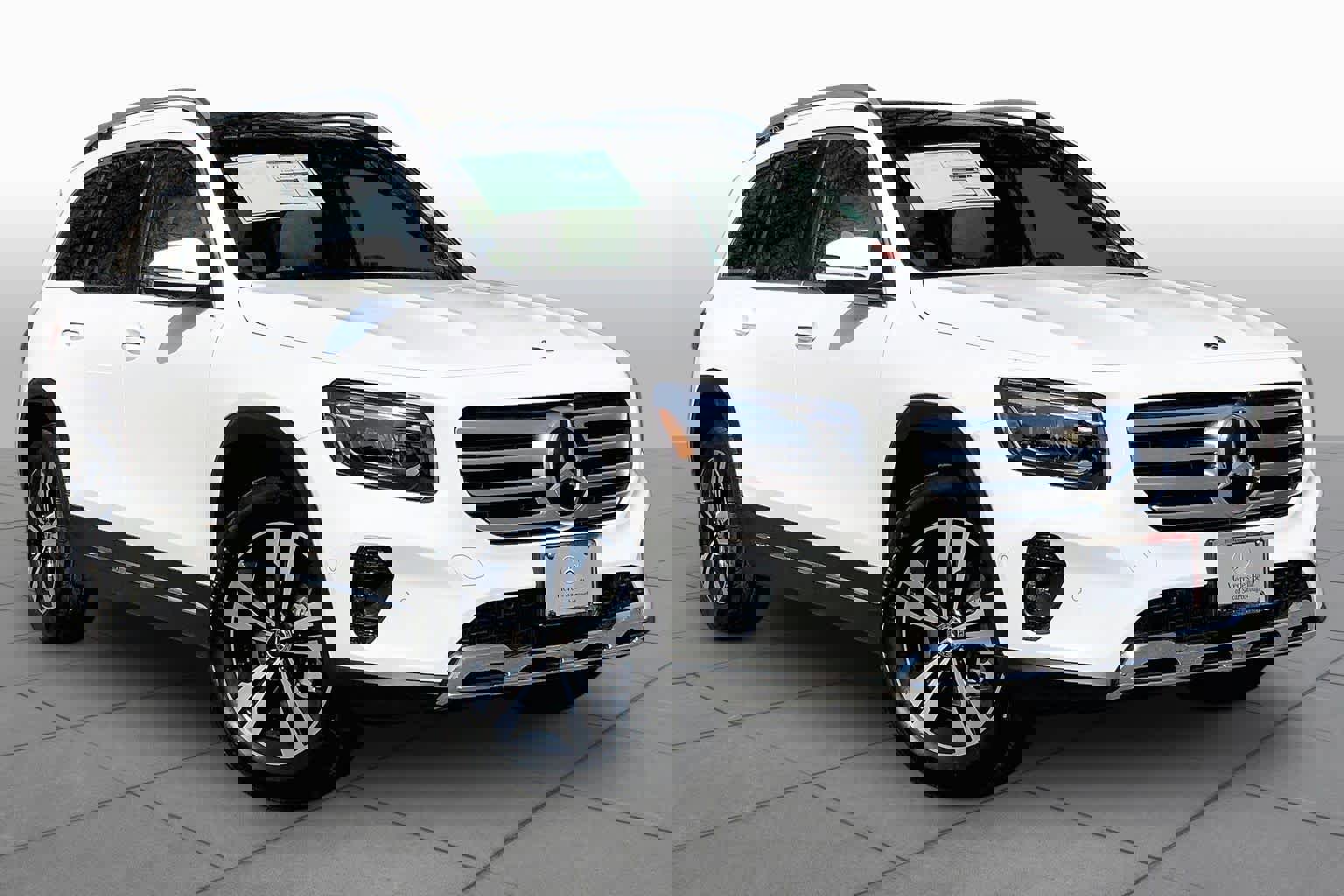 New 2026 Mercedes-Benz GLB 250 4MATIC image 2