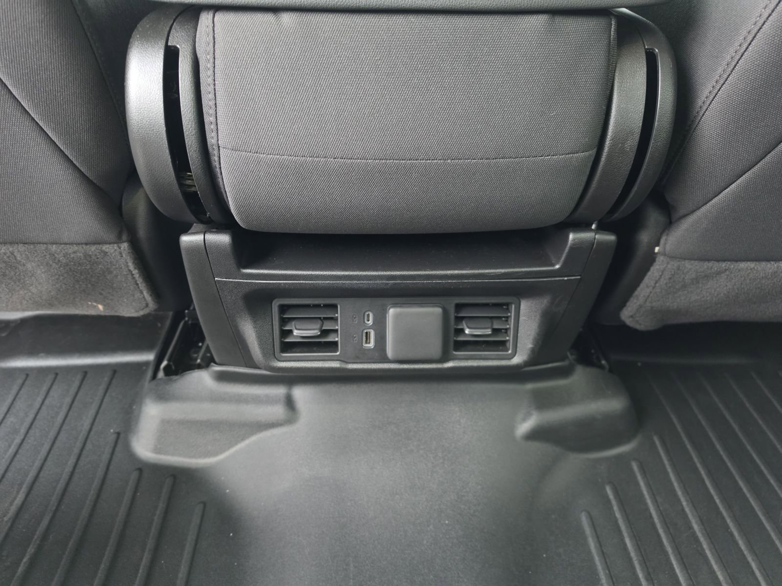 Used 2026 GMC Sierra 1500 Elevation image 16