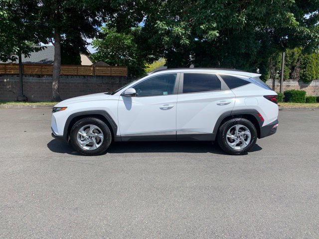 Used 2024 Hyundai Tucson SEL FWD image 2