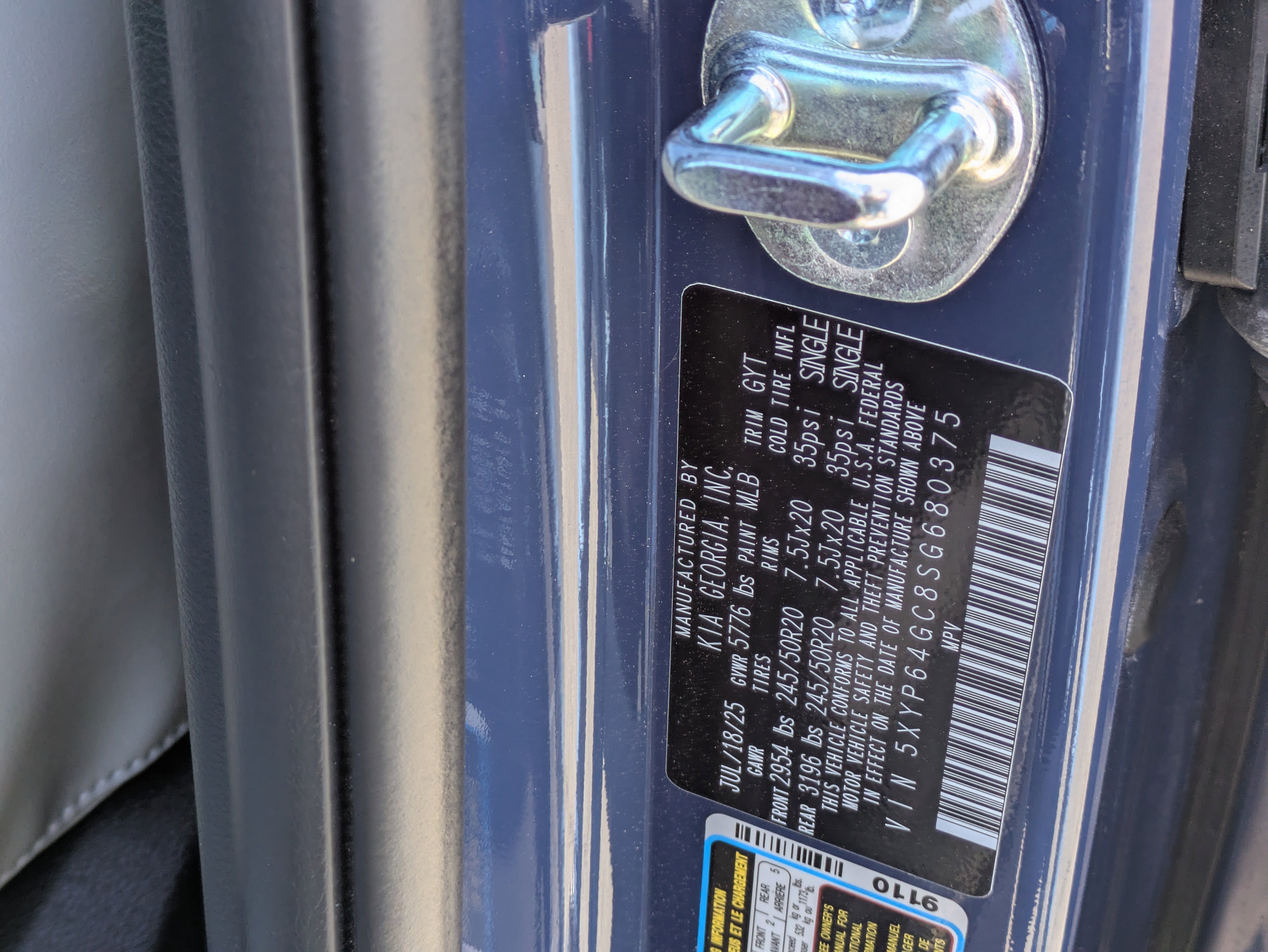 Used 2025 Kia Telluride S FWD image 31