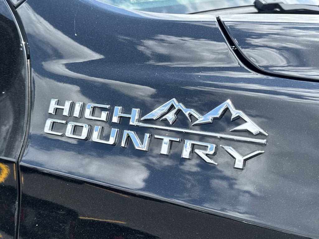 Used 2025 Chevrolet Tahoe High Country w/ Sun And Tow Package AWD/4WD image 10