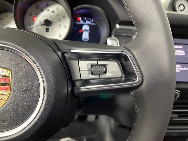 New 2026 Porsche Macan GTS image 38