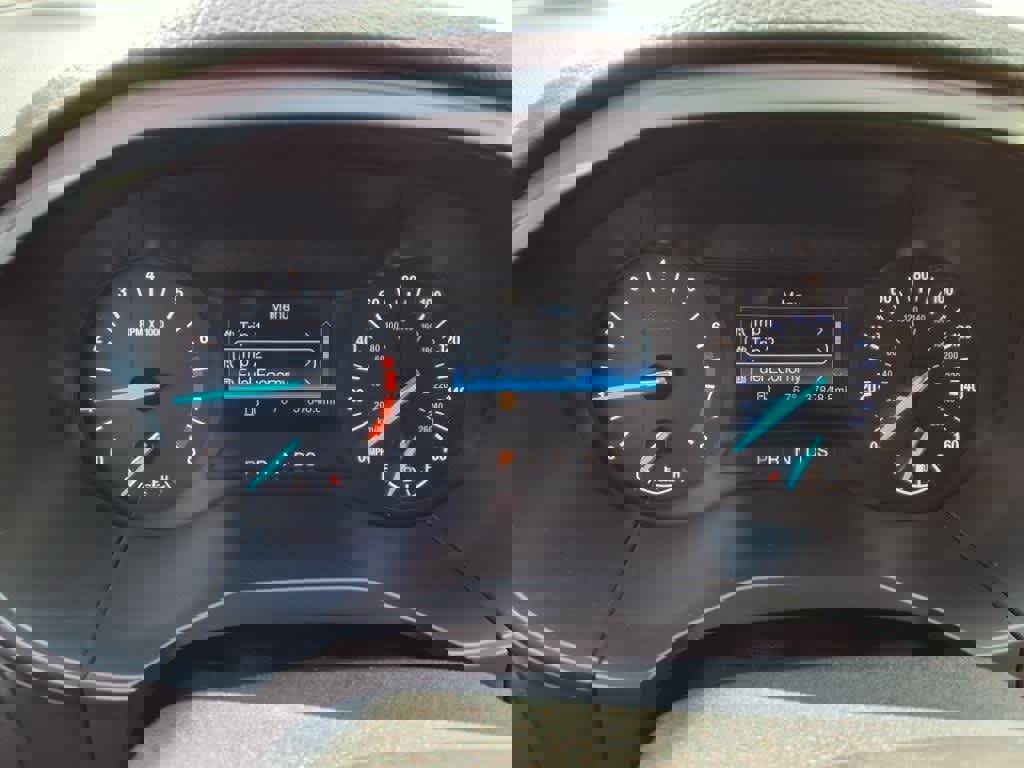 Used 2019 Ford Edge SE image 12