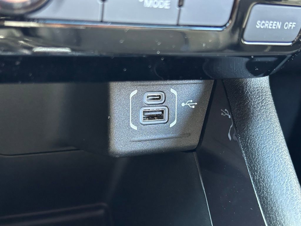 New 2026 Jeep Compass Latitude image 43