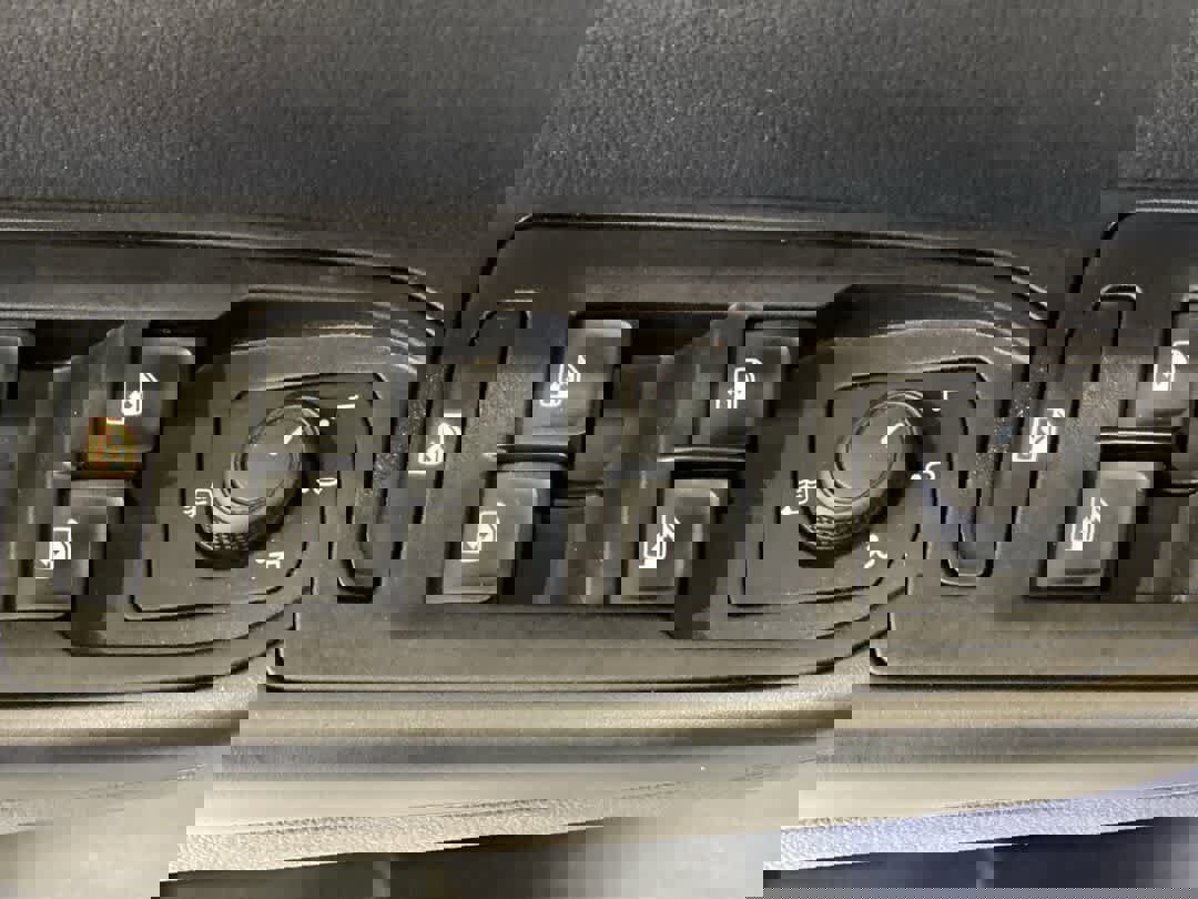 Used 2023 Volkswagen Taos S image 16