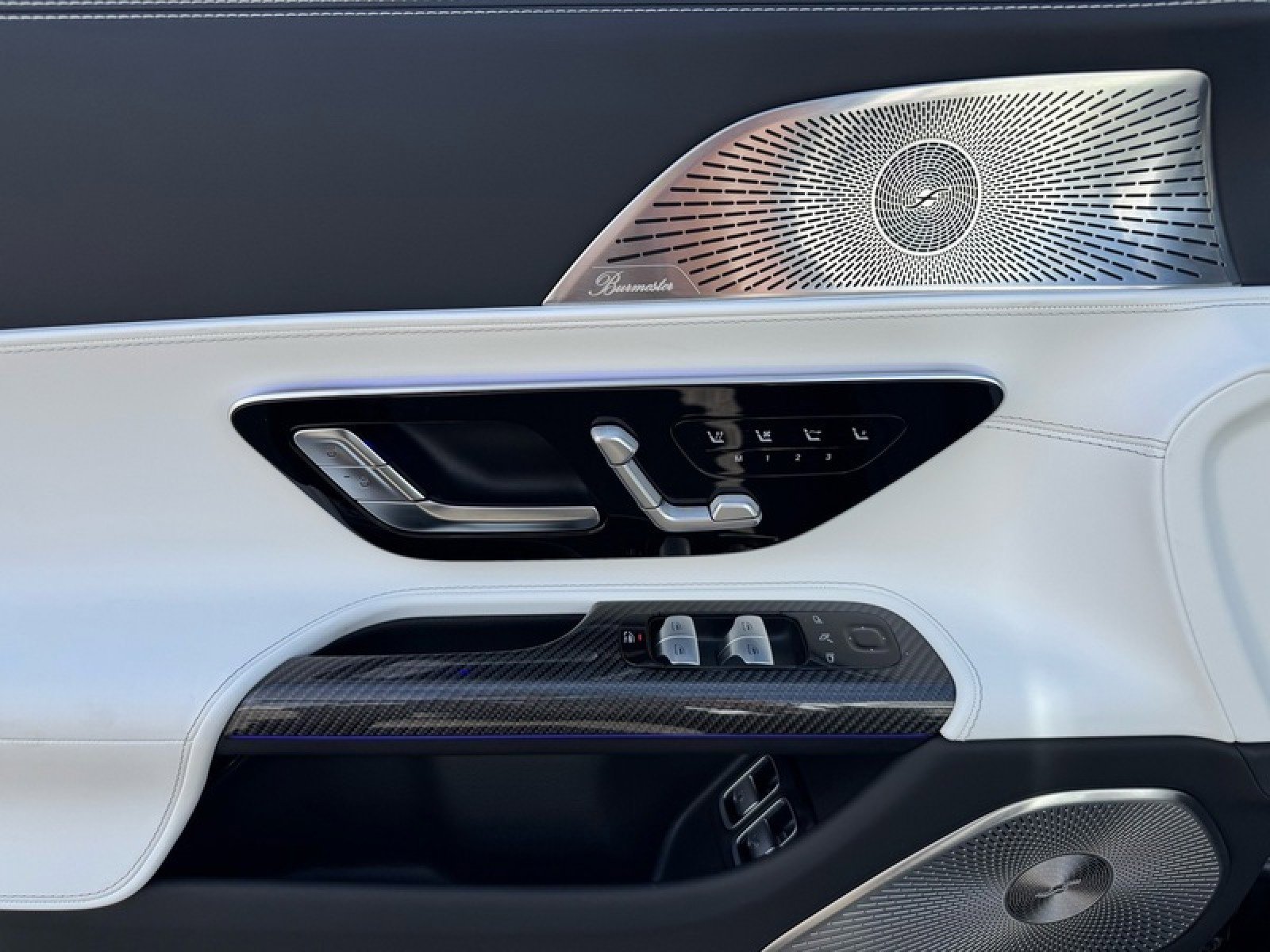 New 2026 Mercedes-Benz SL 63 AMG S e Performance 4MATIC image 13