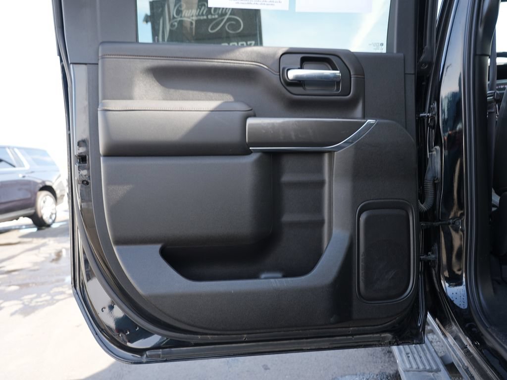 Used 2020 GMC Sierra 3500 AT4 w/ AT4 Premium Package AWD/4WD image 20