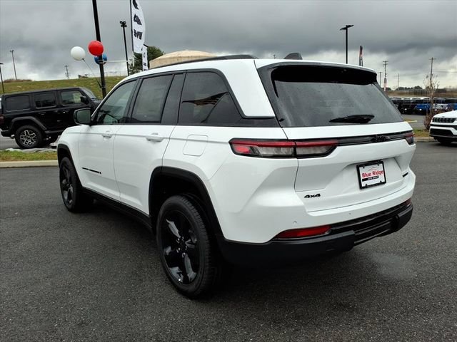 New 2025 Jeep Grand Cherokee Limited w/ Luxury Tech Group II image 7