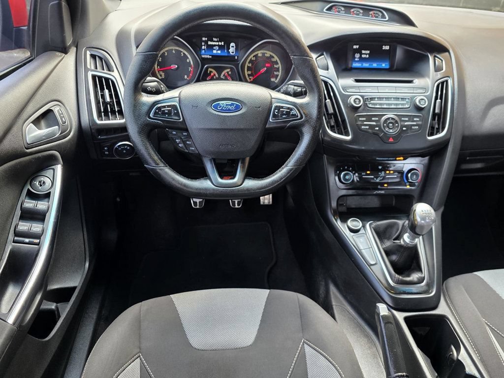 Used 2016 Ford Focus ST FWD image 10