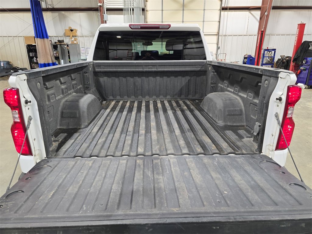 Used 2023 Chevrolet Silverado 1500 LT image 12
