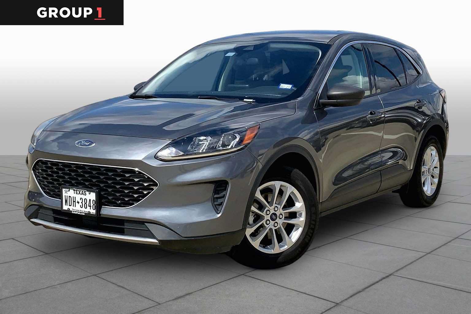 Used 2022 Ford Escape SE FWD image 1