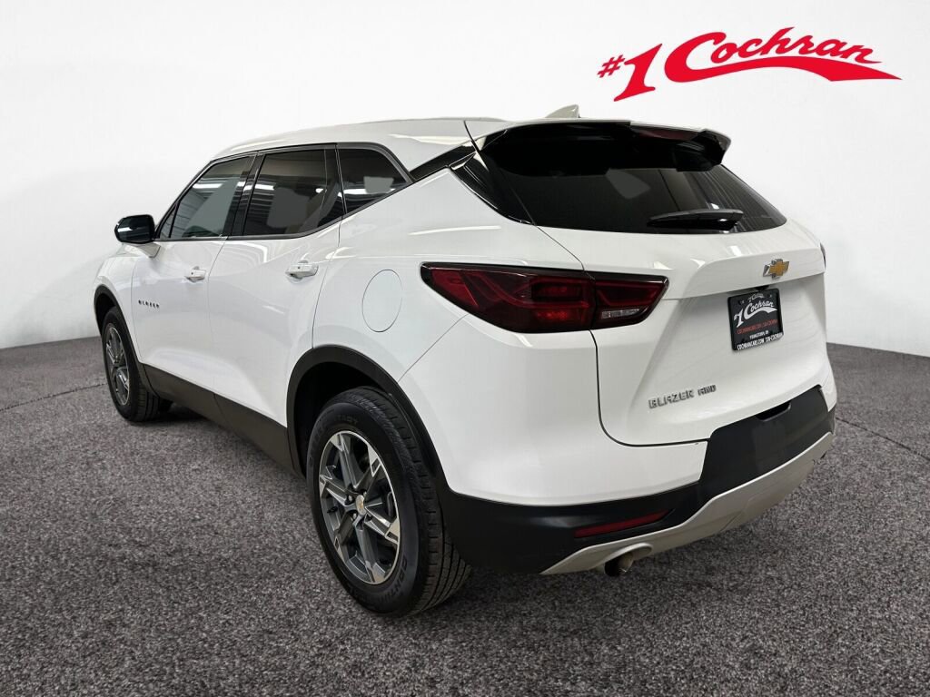Used 2025 Chevrolet Blazer LT AWD/4WD image 22