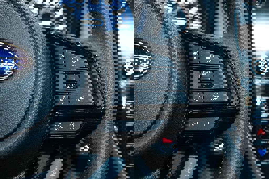 Used 2025 Subaru Forester Touring w/ Popular Package - Touring AWD/4WD image 19