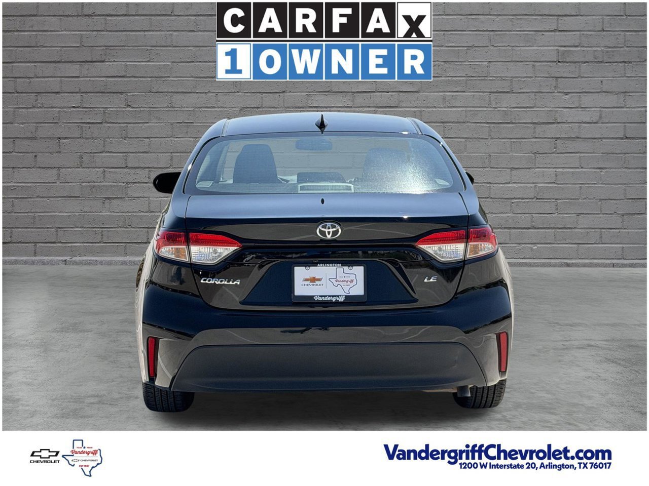 Used 2025 Toyota Corolla LE FWD image 5